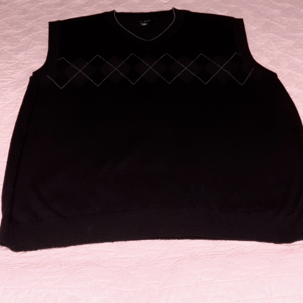 Men's Sweater Vest by Club Room. Sz XL